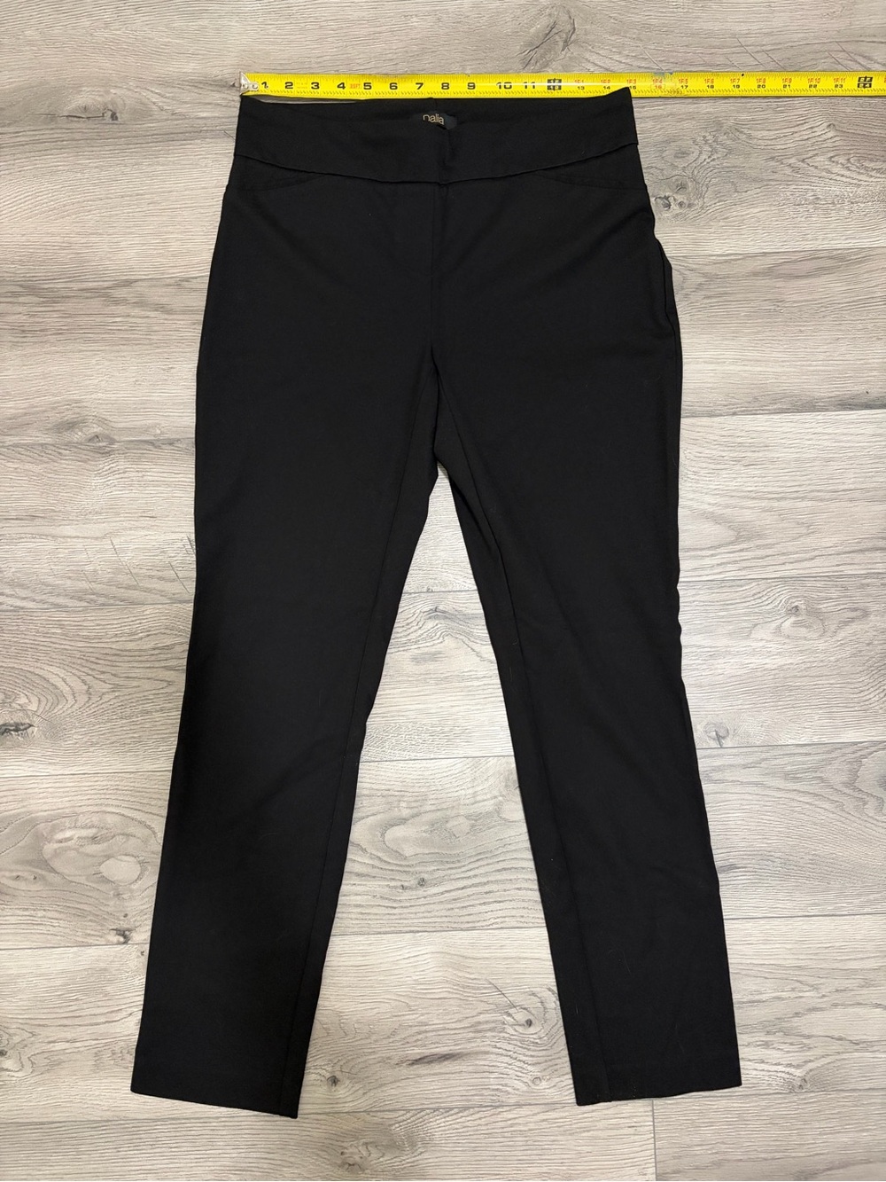 Dalia Black Pull-On Slim Ankle Pants